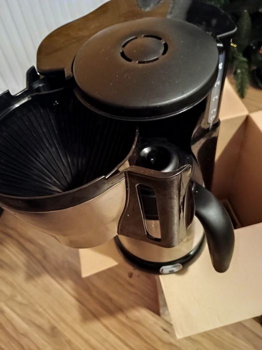 Vând cafetieră Philips Cafe Gaia pentru făcut cafea la filtru.