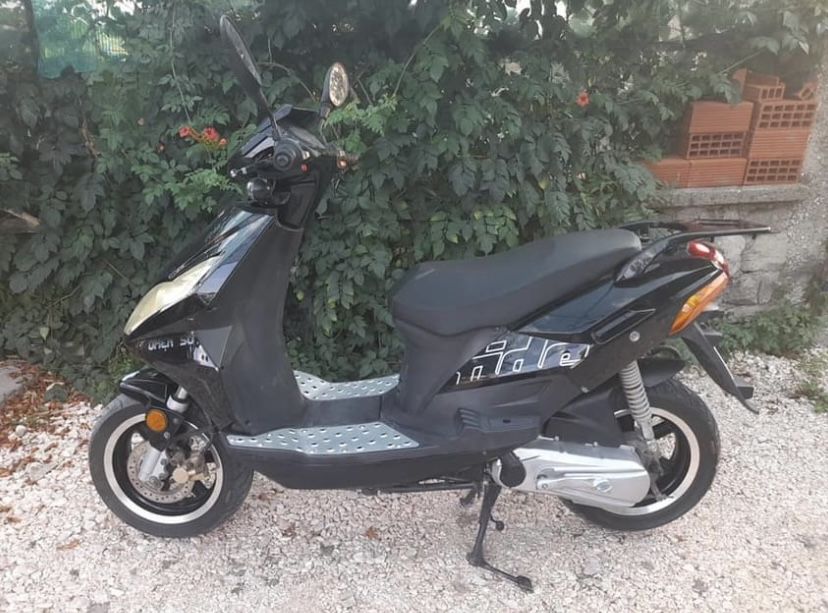 Скутер 50куб Ride Omen!