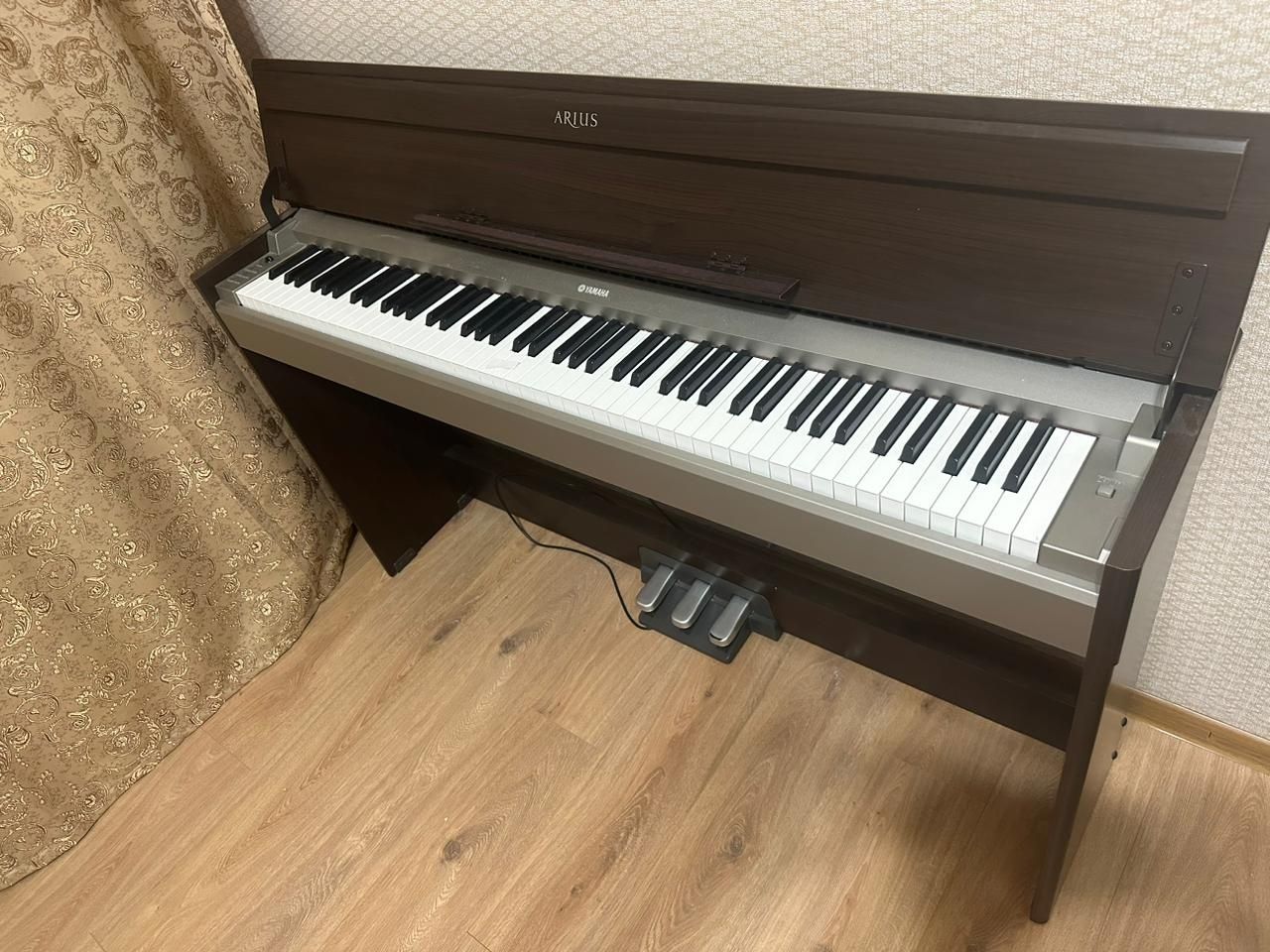 Пианино yamaha arius