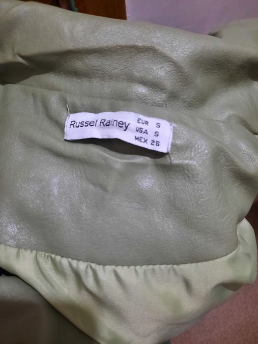 Кожаная безрукавка