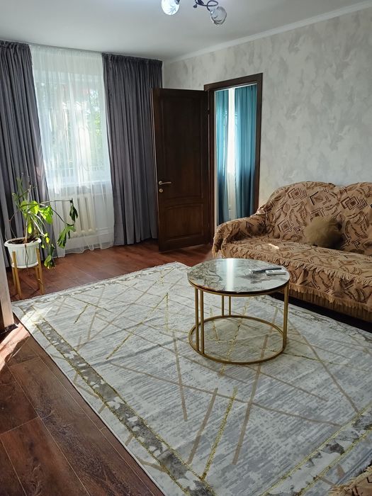 Центр,с кондиционером,Р-он:Абая-Смарт.Кв.для Некурящих!!!