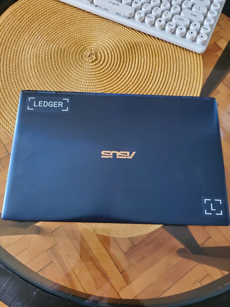 ASUS ZenBook Flip