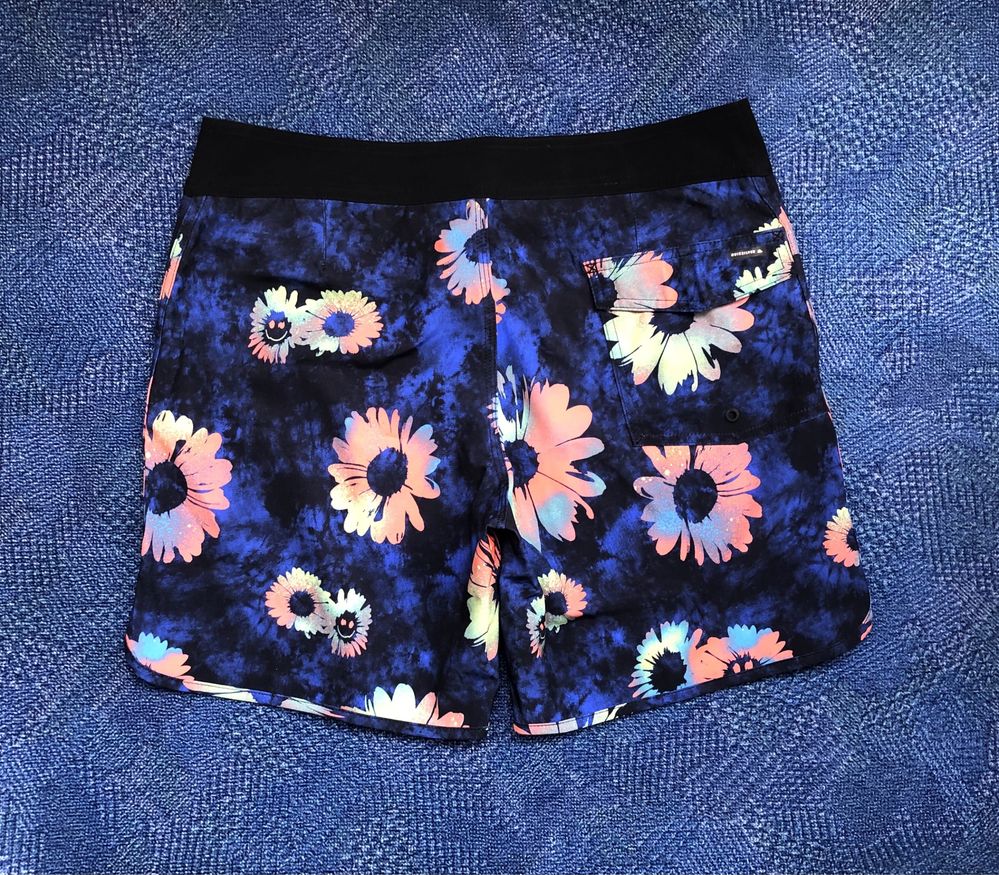 Quiksilver Highline Sprayed Daisy 17" Boardshorts мъжки плажни/плувни