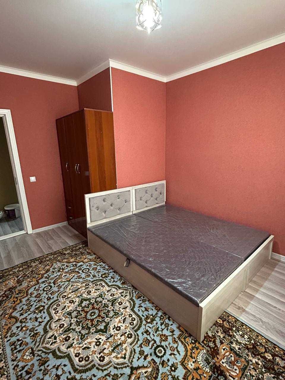 Продаётся квартира 4/1/4  Шайхантахур РОВД ул.Самарканд Дарвоза кучаси