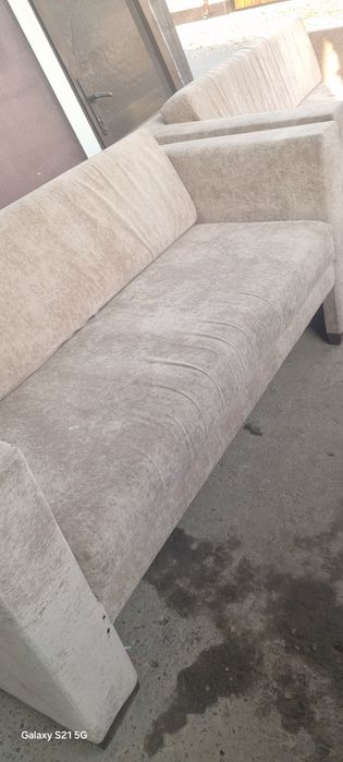 Срочно продам 2 диванчик
