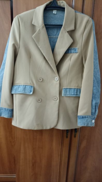 Пиджак, раз. 46,комбинир. 4000т., торг