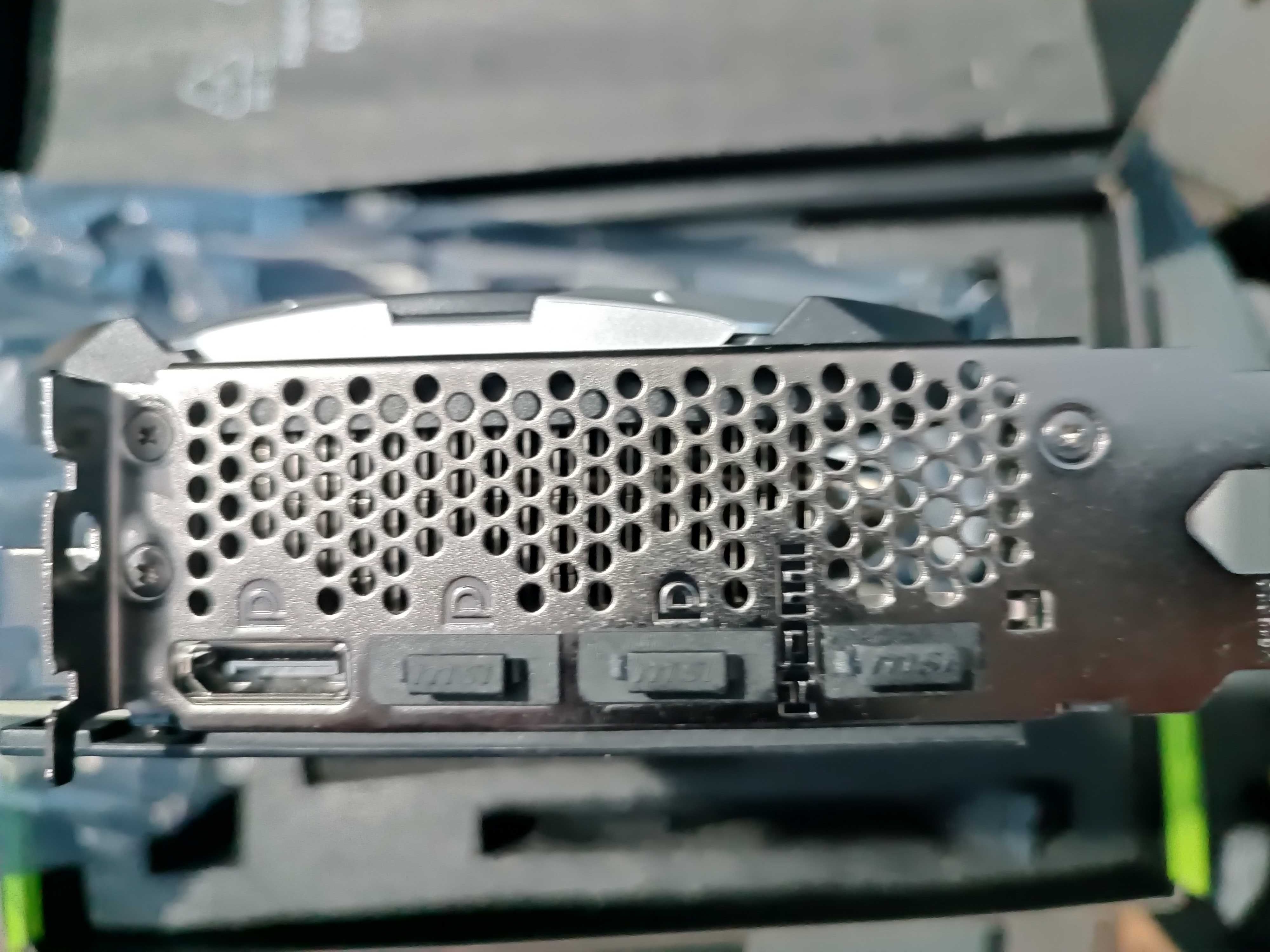 Nvidia Geforce RTX 4070 ti super 16gb