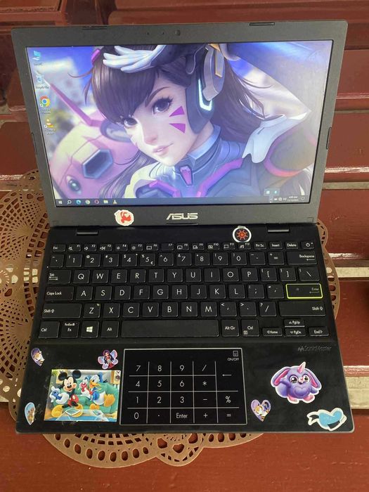 Laptop ASUS DDR4 mic 12 Inchi