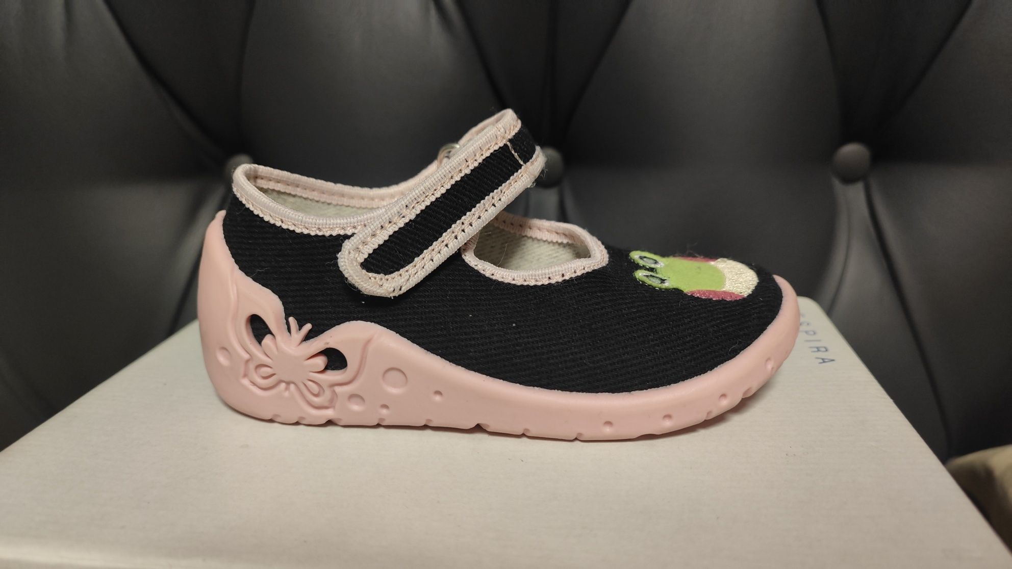 Детски обувки за ясла, но полската фирма Zetpol