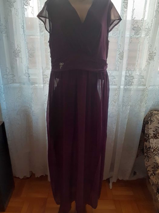 Rochie de ocazie NOUĂ din voal, mov