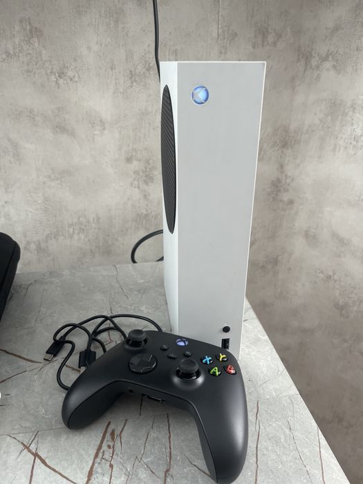 Продам Xbox series S