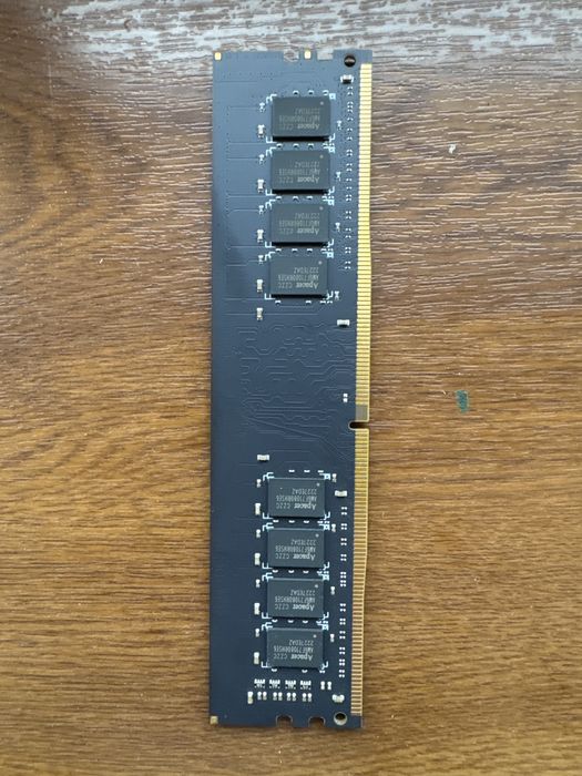 ОЗУ Apacer DDR4.