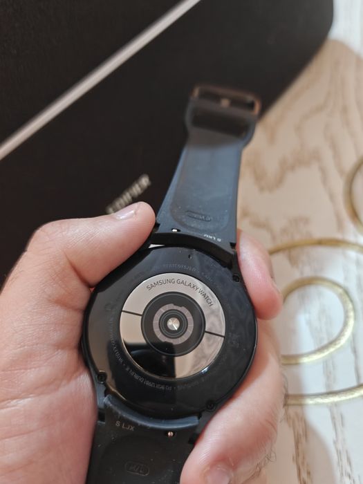 Galaxy Watch 4 44 wearOS Android