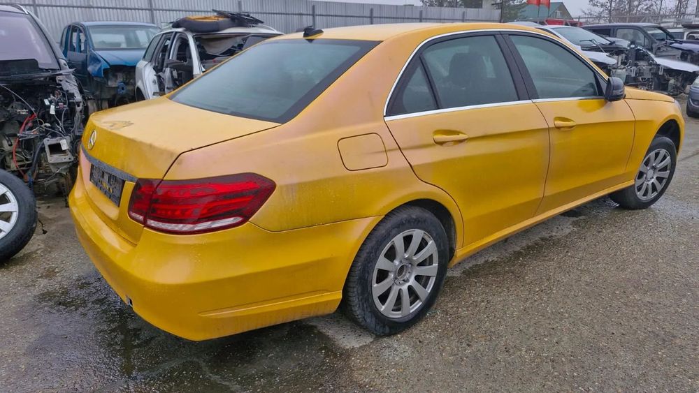 Dezmembram Mercedes E Class W212 Facelift an 2014 motor 2.2 Cdi Cutie automata 7G Tronic Plus