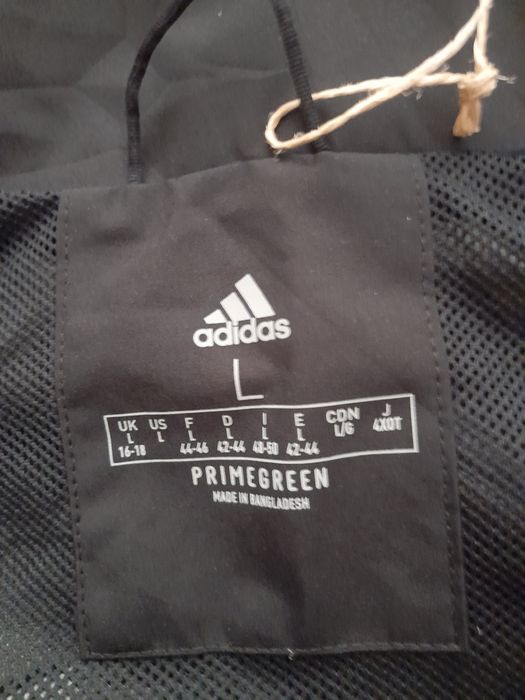 Adidas TERREX дамско яке L размер.