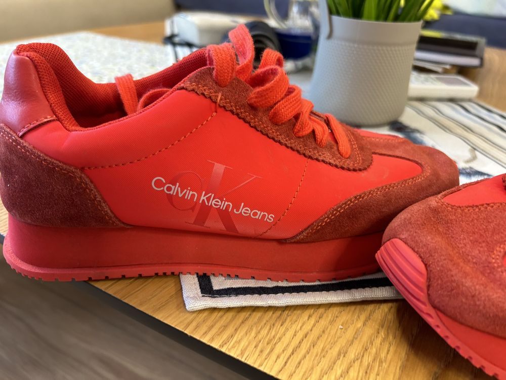 Маратонки Moshino, Calvin Klein