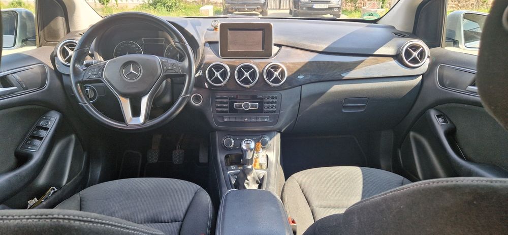 Mercedes B class
