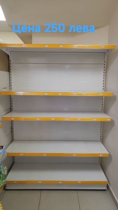 Метални крайстенни стелажи