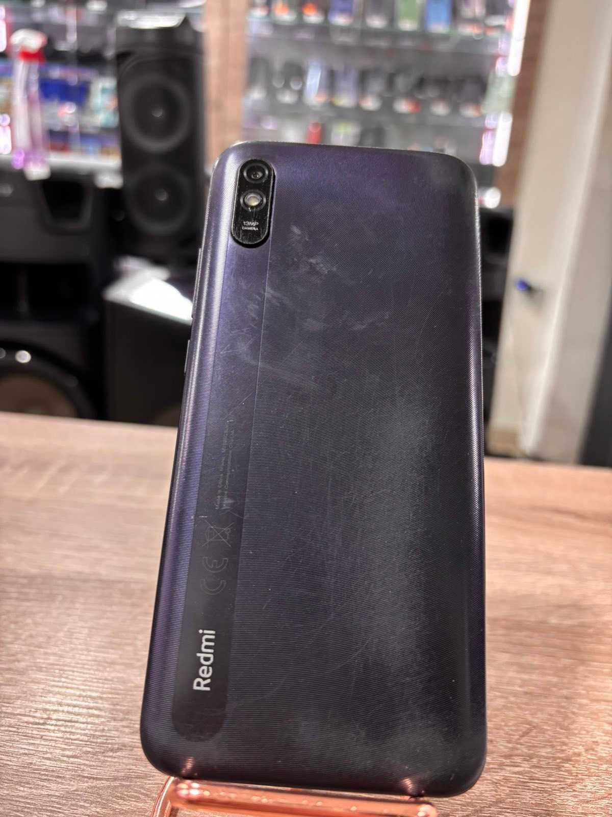 Предлагам ви Мобилен Телефон Redmi 9