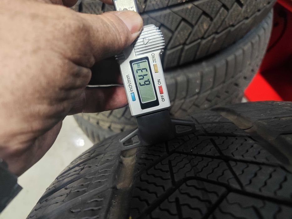 4бр. зимни гуми 275/45/20 Pirelli