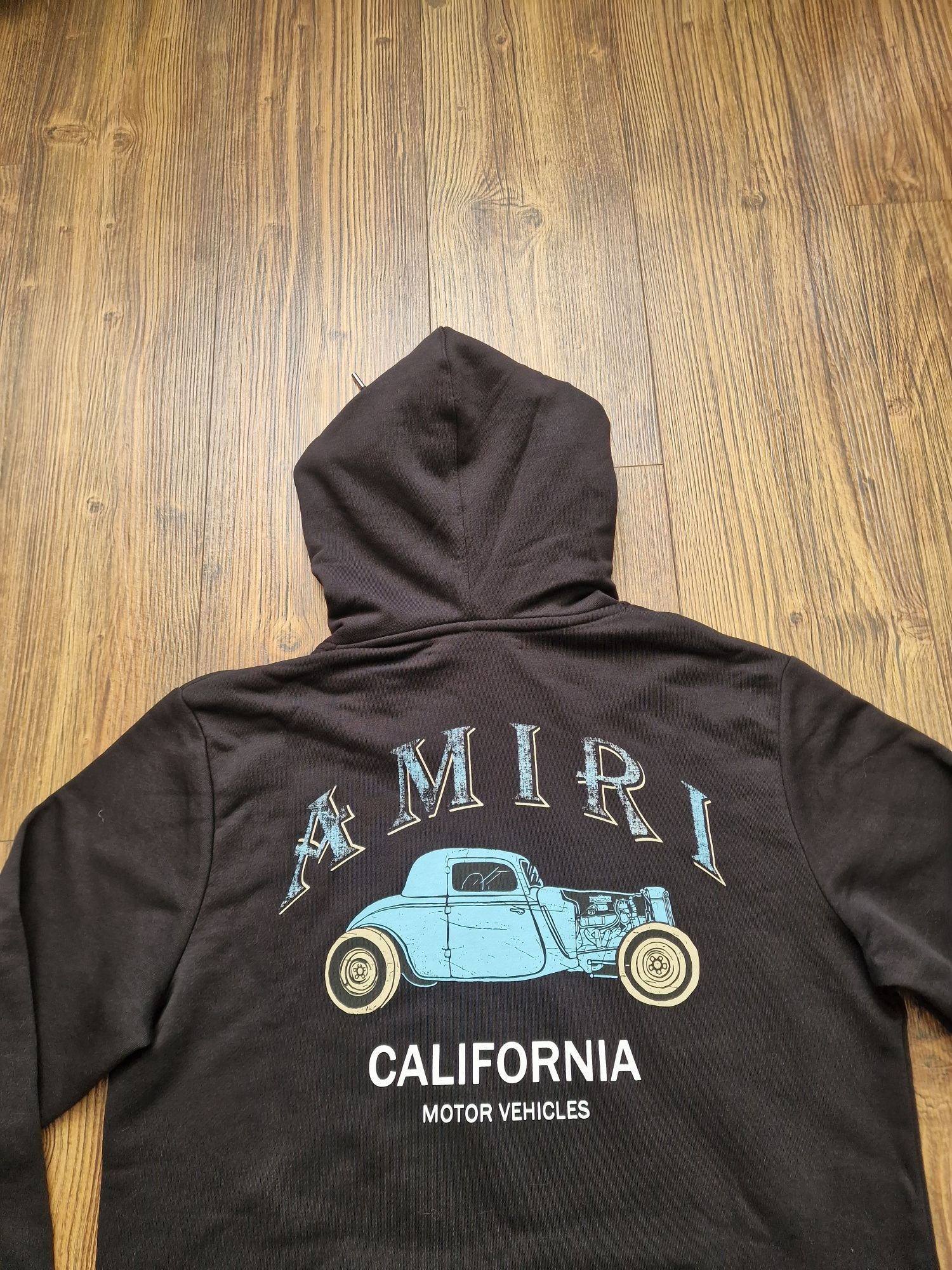 Страхотен мъжки суитчър размер S M L XL 2XL