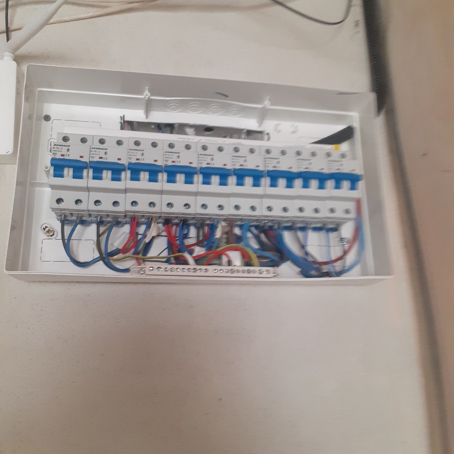 Electrotehnica instalați electrice