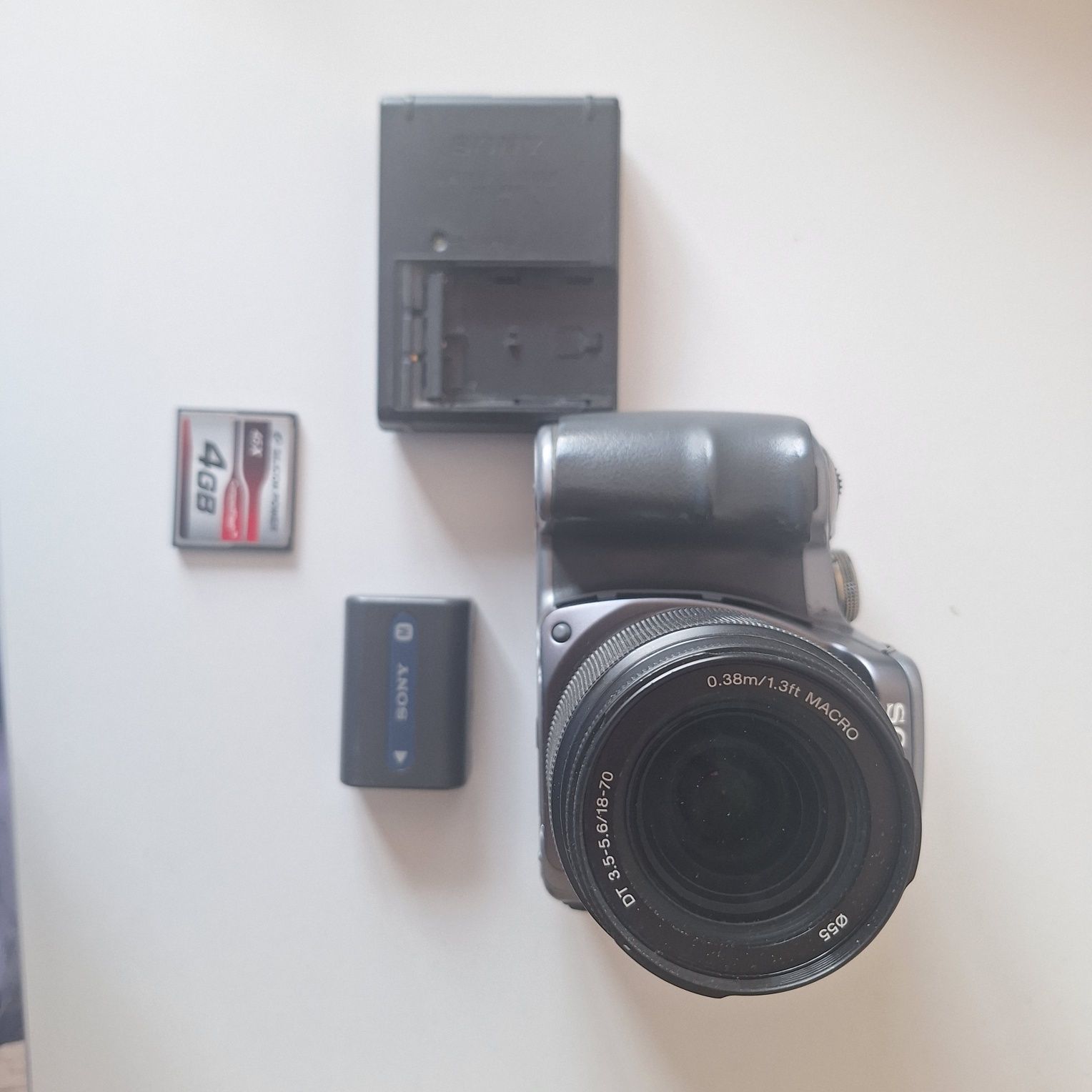 Sony Alpha DSLR-A100