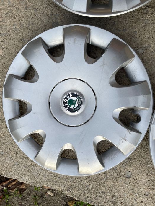 Oригинални тасове за Шкода R15