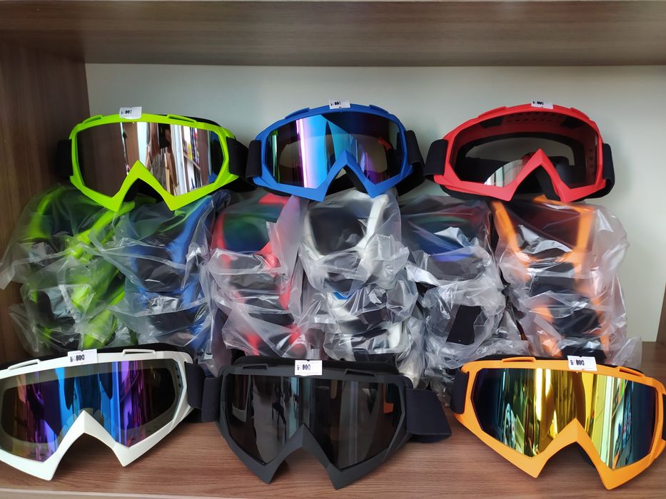 Большой Выбор, Новых Защитных Масок ~ Очков. Хорошего качества!