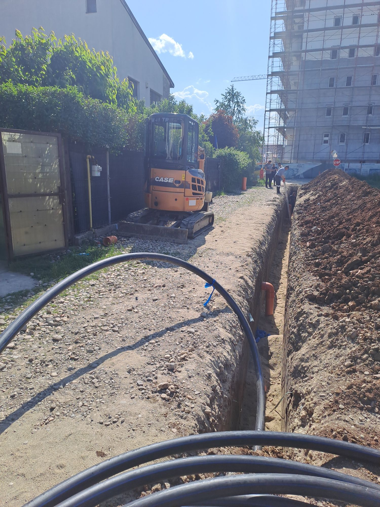 Inchiriez miniexcavator / excavator pentru diverse  sapaturi