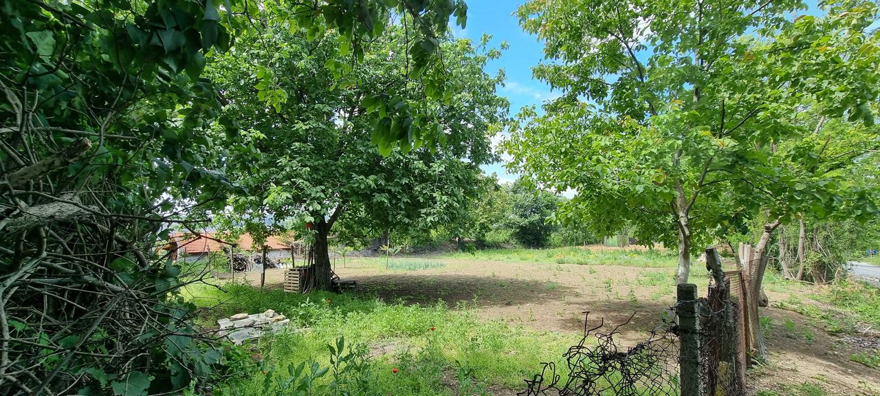 Продава се Парцел в Разград, Промишлена зона - Запад - 1844 кв.м за 28 €/кв.м - Снимка #3
