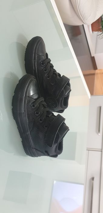 Ghete converse nr 28