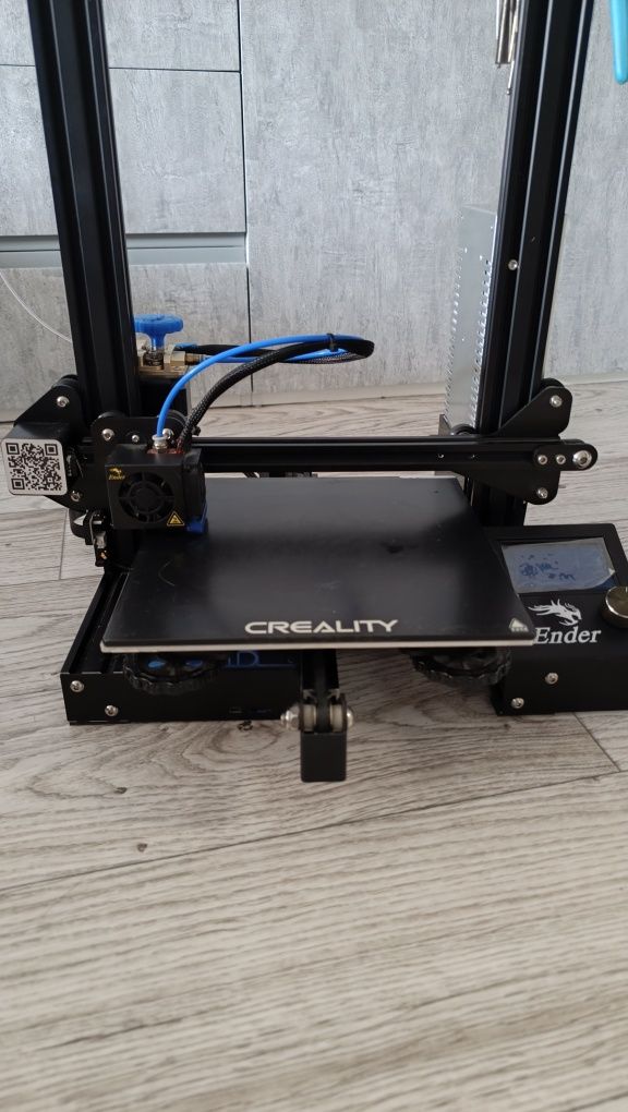 Продам 3d принтер.