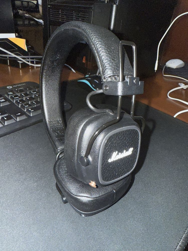 Продаю Marshal V