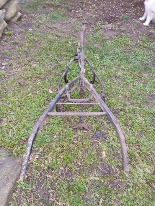 Plug prășitoare veche