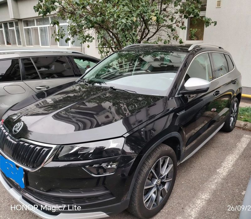 Skoda Karoq Skoda Karoq Scout 2.0 TDI 150 CP, 4×4, DSG – 2021