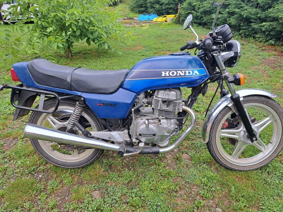 Motocicletă Honda CB250N (T-20KW)