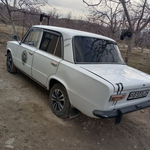 Mashina xolati yaxshi metan gaz 75 talik