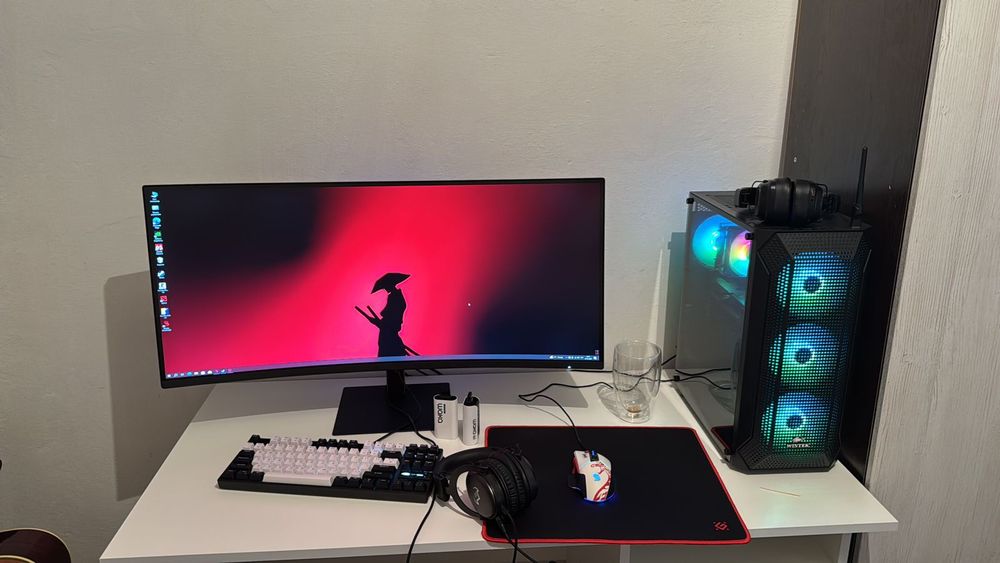 Продам настольный компьютер полный комплект