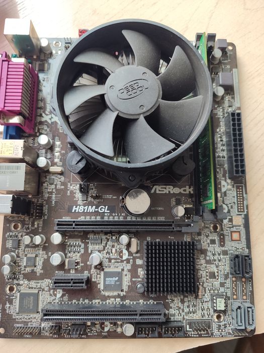 продам материнскую плату H81