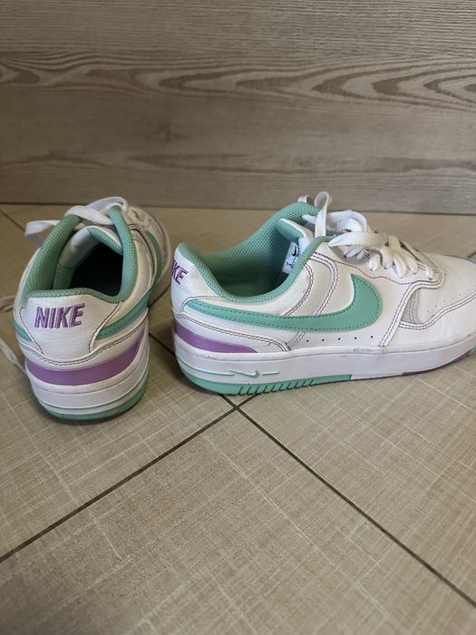 Дамски nike маратонки