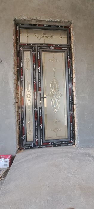 Akfa eshik rom termo eshik rom va benka surma eshik yasaymiz sifatli 3