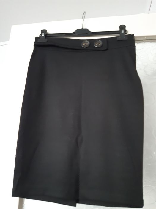 Fuste in stare foarte buna