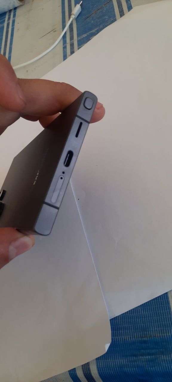 Samsung Galaxy S24 Ultra б/у  как новый