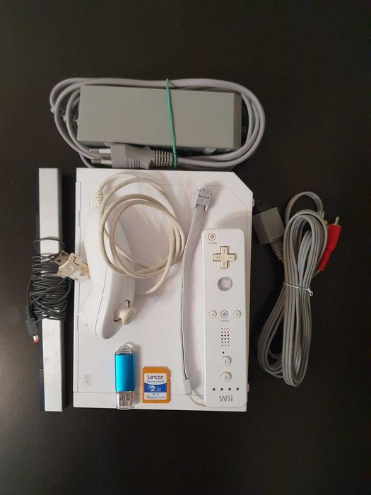 Consola Wii modata si accesorii