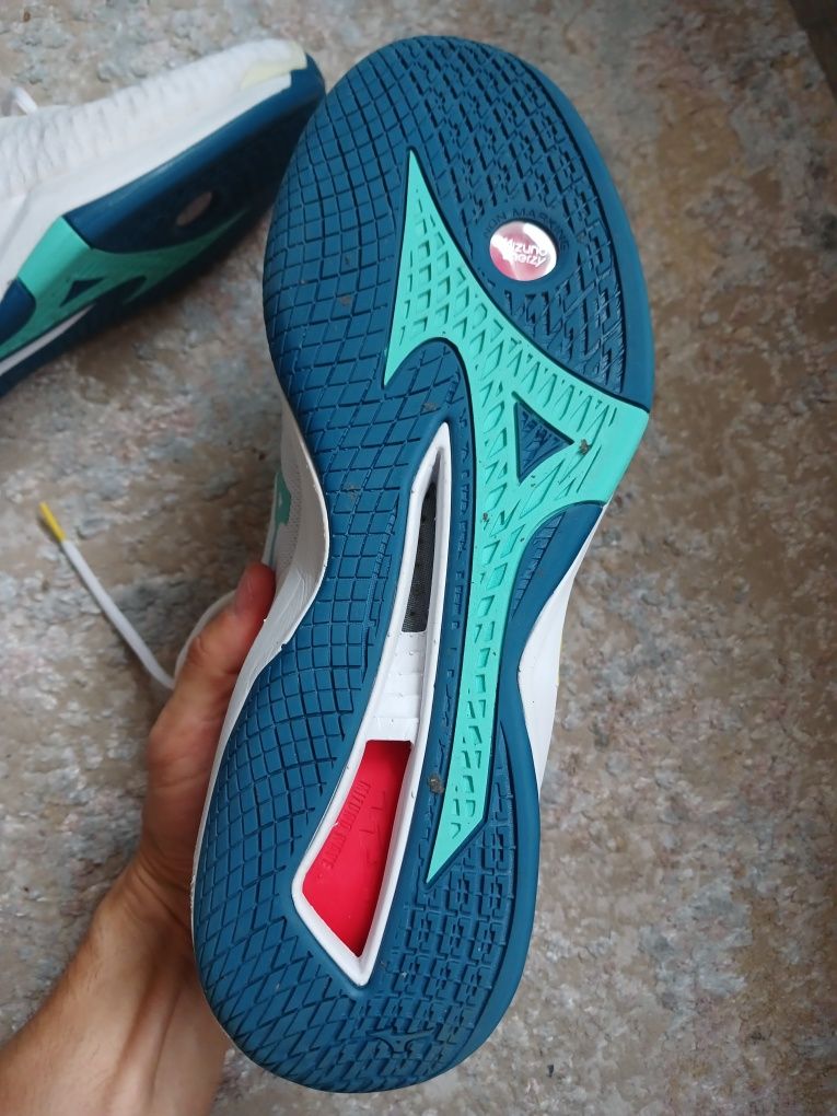Adidas Mizuno wave stealth neo 44