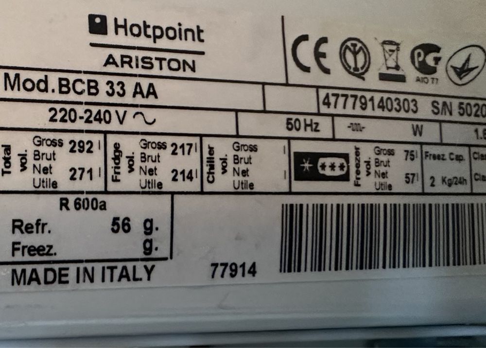 Frigider incorporabil Ariston Hotpoint BCB33AA