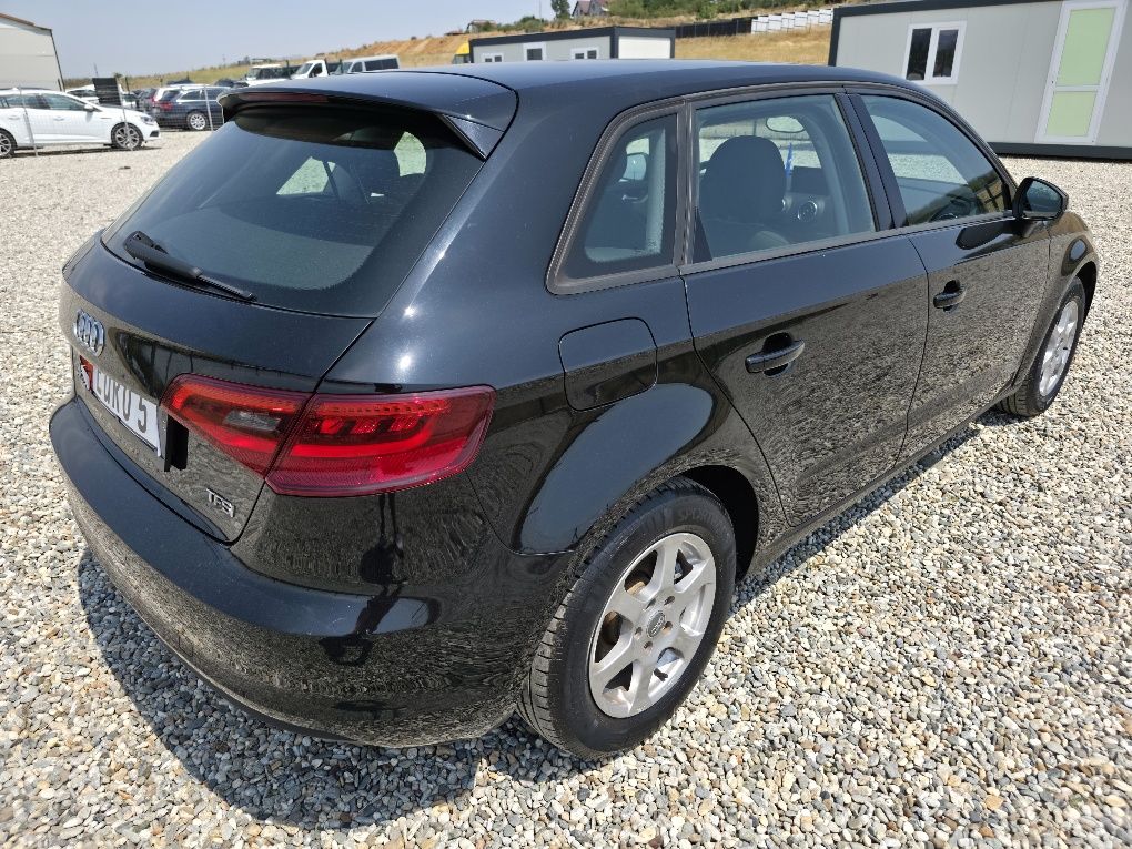AUDI A3 # 2014 # 1.4 Benzina # Navigatie # BiXenon # LED # Senzori par