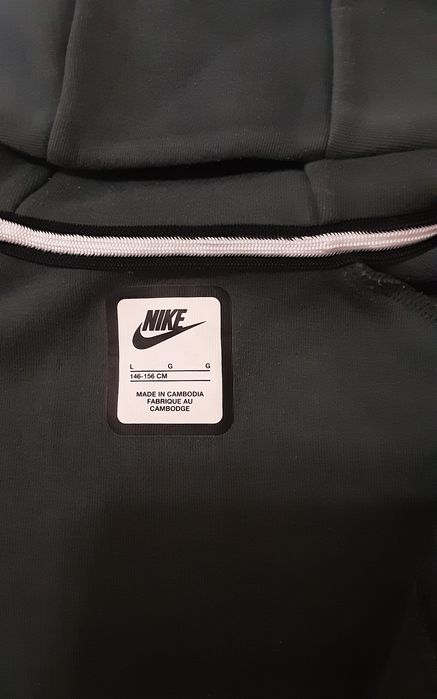(L 147-158) nike Tech fleece оригинална горница(69лв) термоклин(40лв)