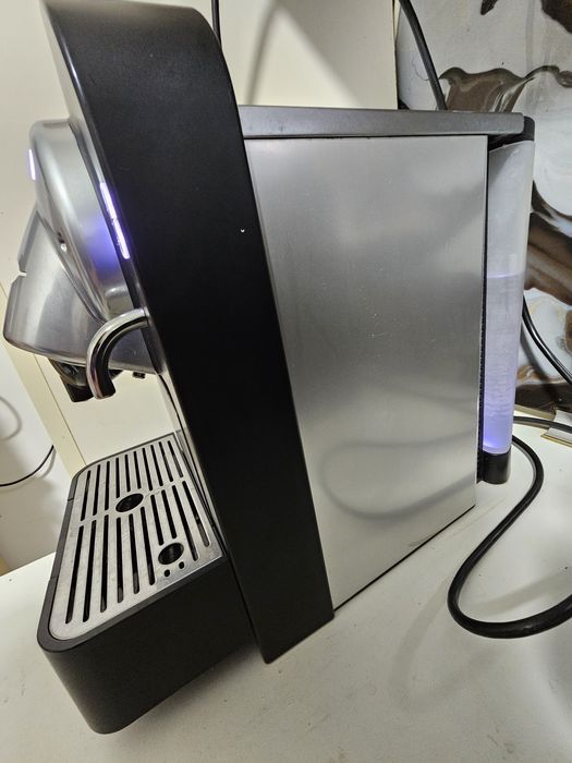 Espressor Nespresso Gemini CS100 PRO profesional, ca nou